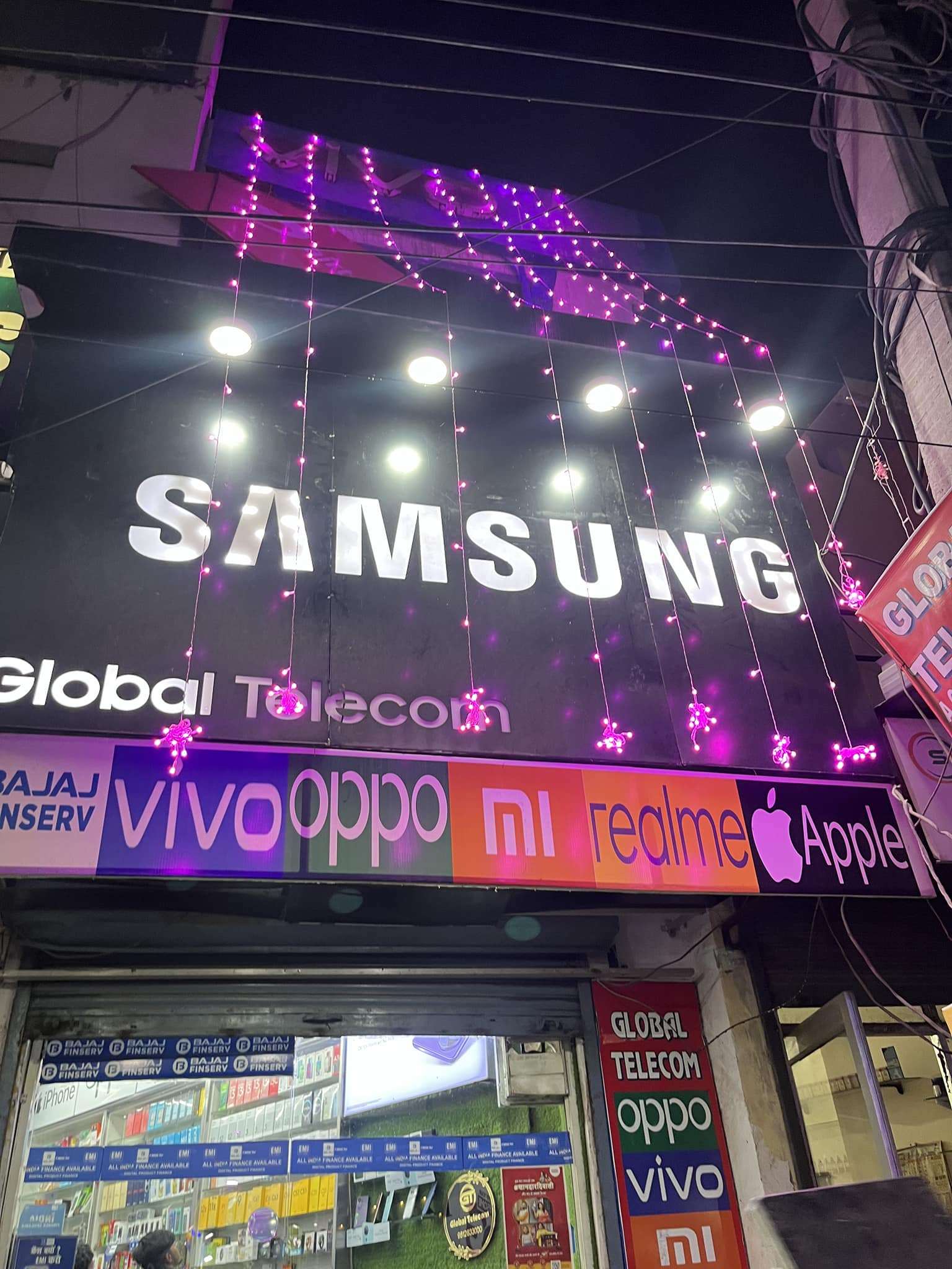 Global Telecom shop front in Panipat